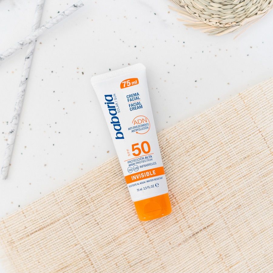 BABARIA CREME SOLAIRE ADN ANTI ENVEJECIMENTO ANTIPOLUCION INVISIBLE SPF50 75ml