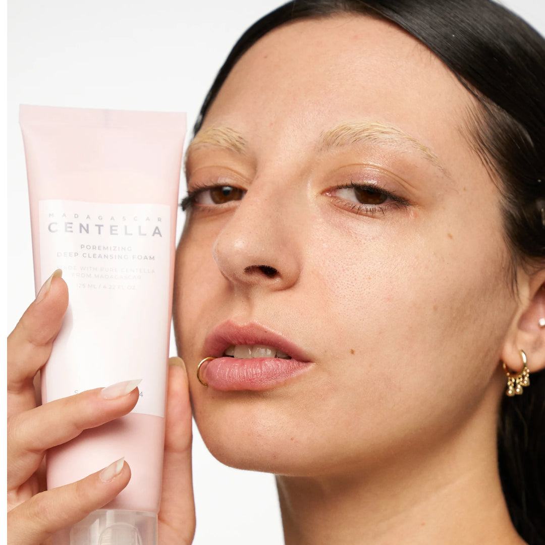 SKIN1004 - MADAGASCAR CENTELLA POREMIZING DEEP CLEANSING FOAM - 125ml