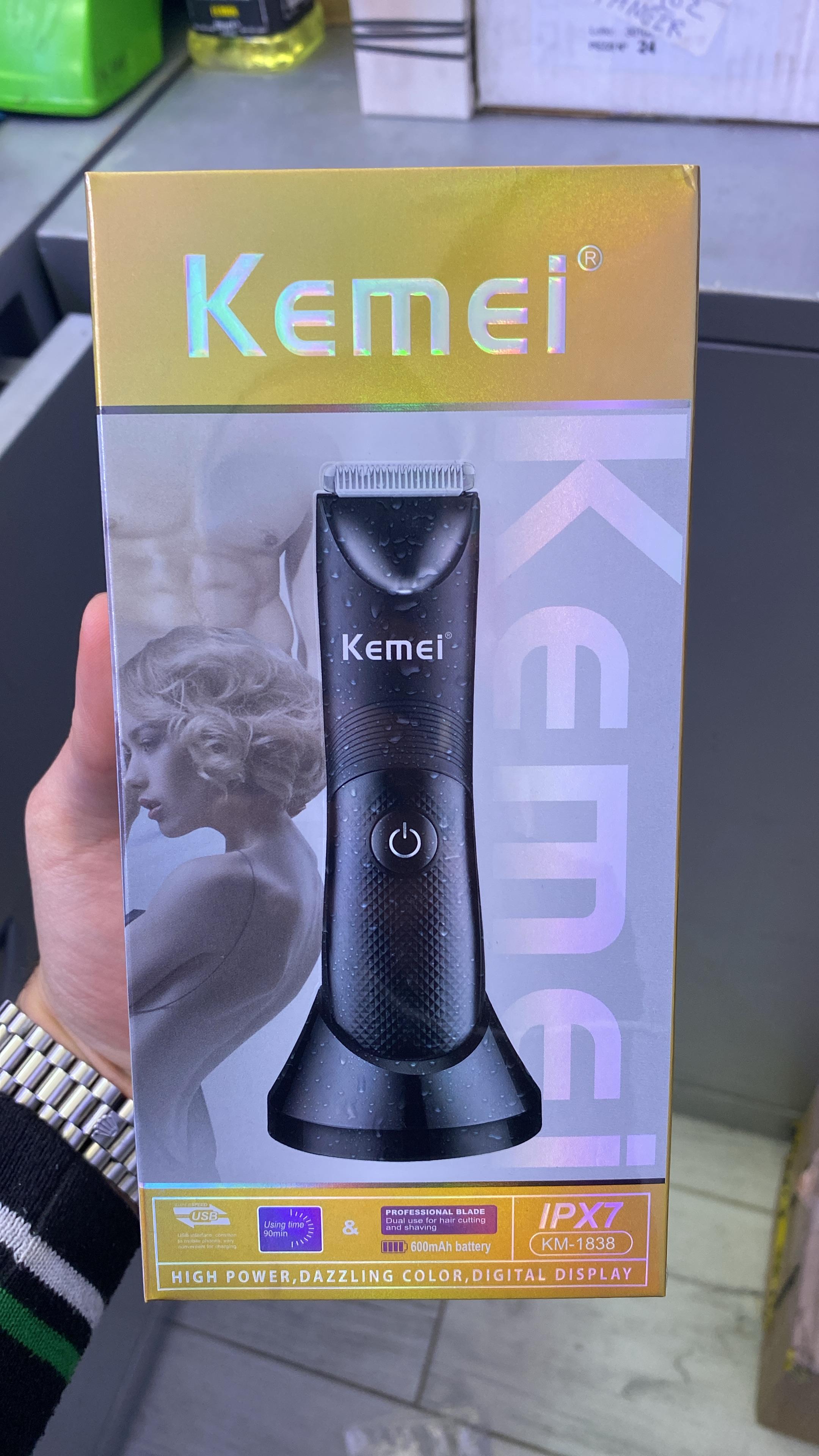 KEMEI KM-1838 Tondeuse électrique multifonction Sans Fil lavable pour l'aine et le corps pour hommes et femmes