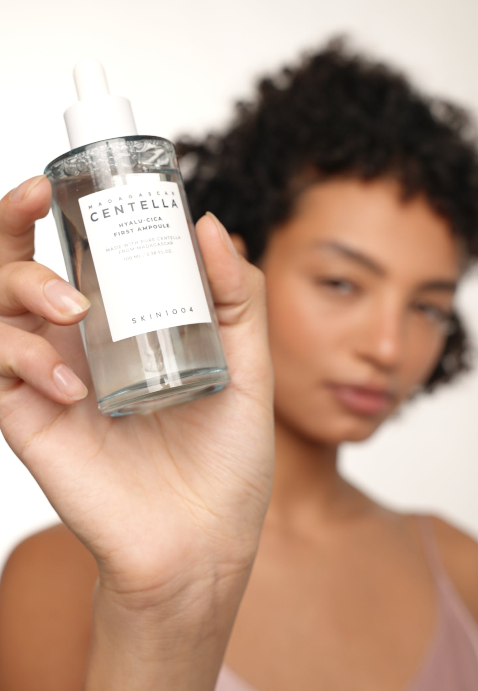 SKIN1004 Centella HYALU-CICA – Ampoule Sérum 100ml